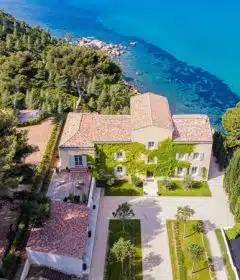 Profiter du luxe et du soleil comment choisir sa résidence de vacances sur la Côte d'Azur